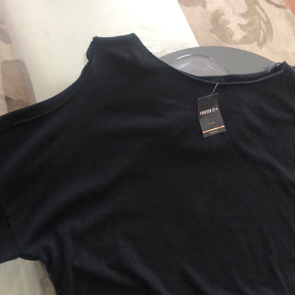 Long sleeve off shoulder distressed sleeve top